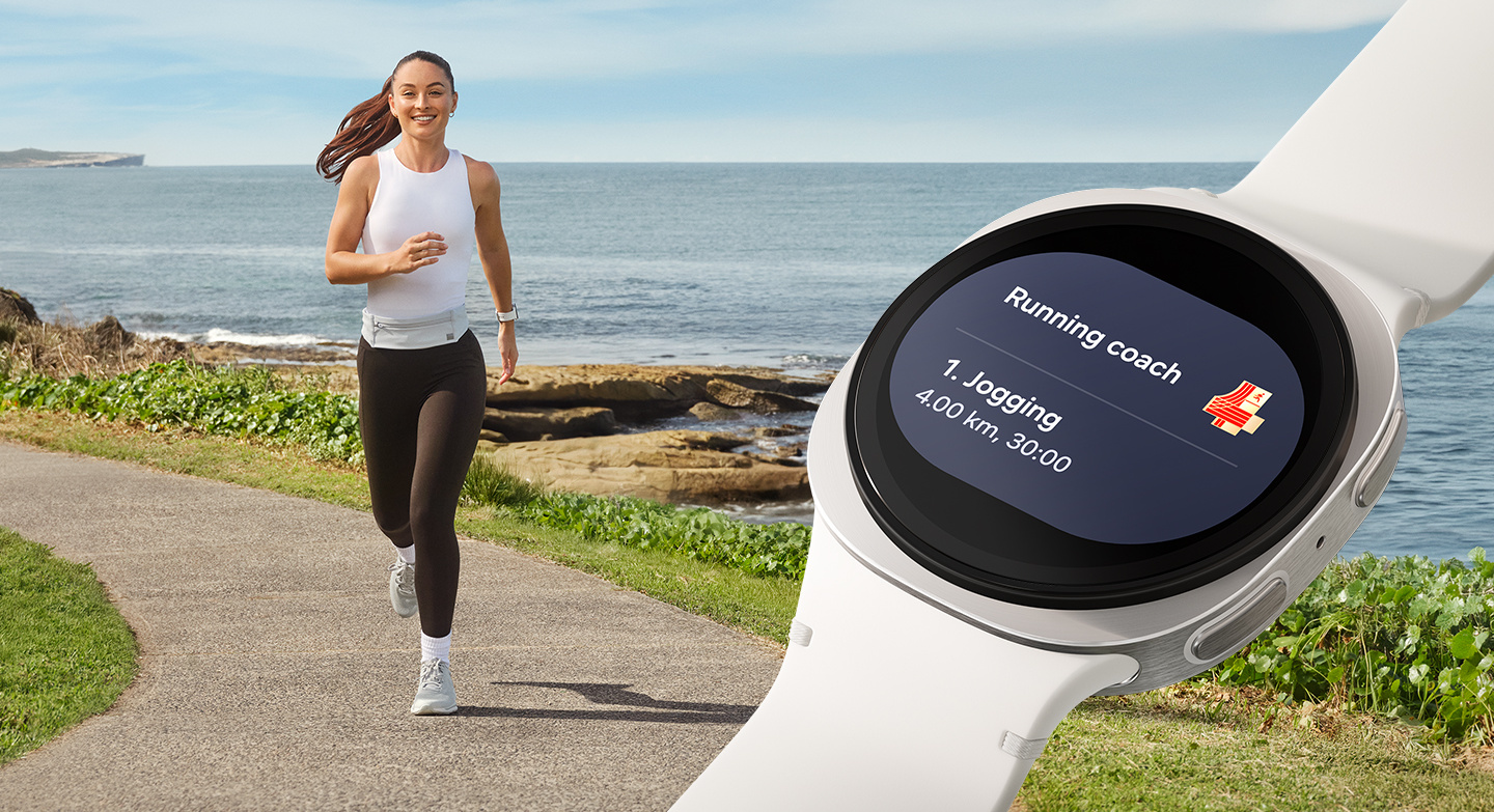 Žena s hodinkami Galaxy Watch8 na ruke behá vonku. Na inteligentných hodinkách Samsung sa zobrazuje funkcia Bežecký tréner s nápisom Beh, 4,00 km, 30'00